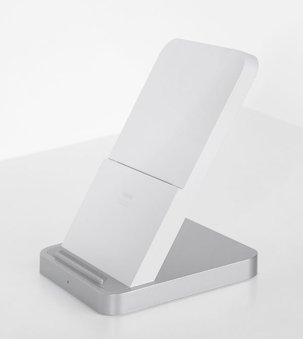 Беспроводное зарядное устройство Xiaomi Vertical Air-cooled 30W Wireless Charger